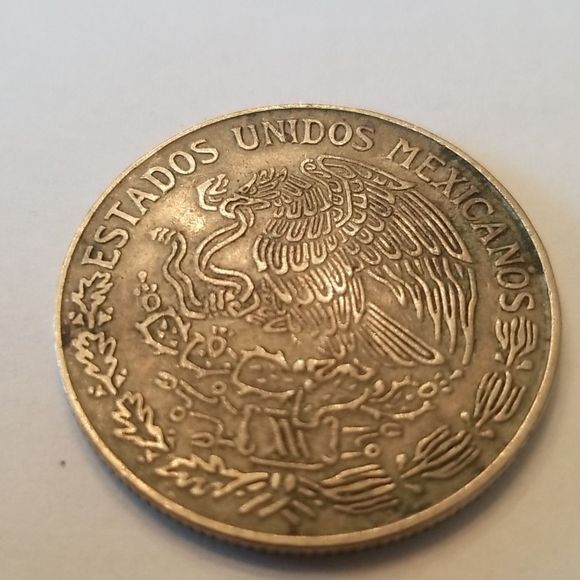 Un Peso 1976 Mexican Coin - Picture 9 of 9